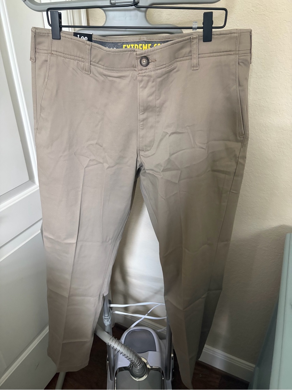 Lee Men's Tan Straight Fit Chinos NWT